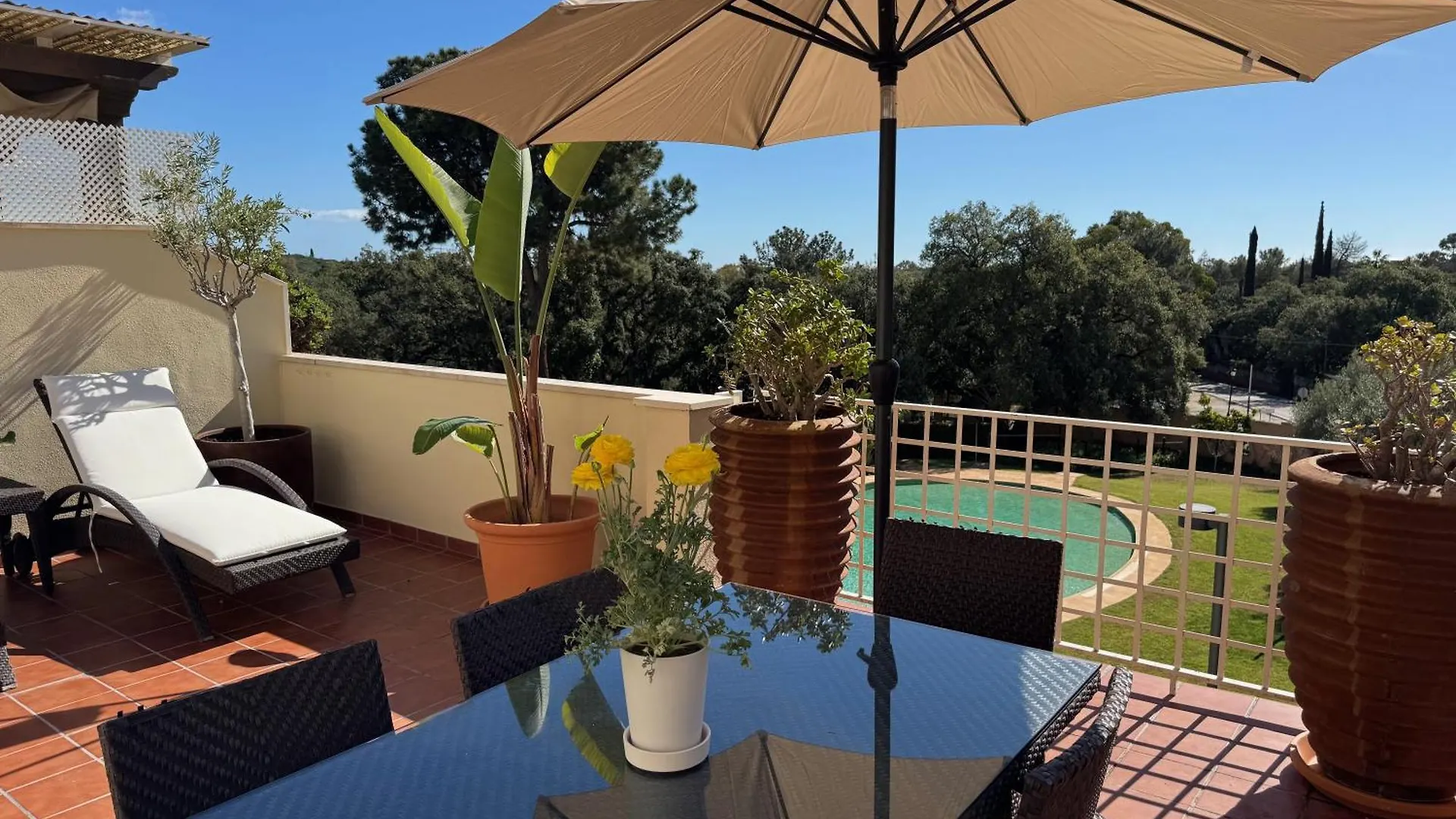Piso-Lechuza Elviria Marbella 2 Bedroom Penthouse-Maisonette Apartment In Elviria-Marbella- Urb Los Jardines De Santa Maria Golf contacts