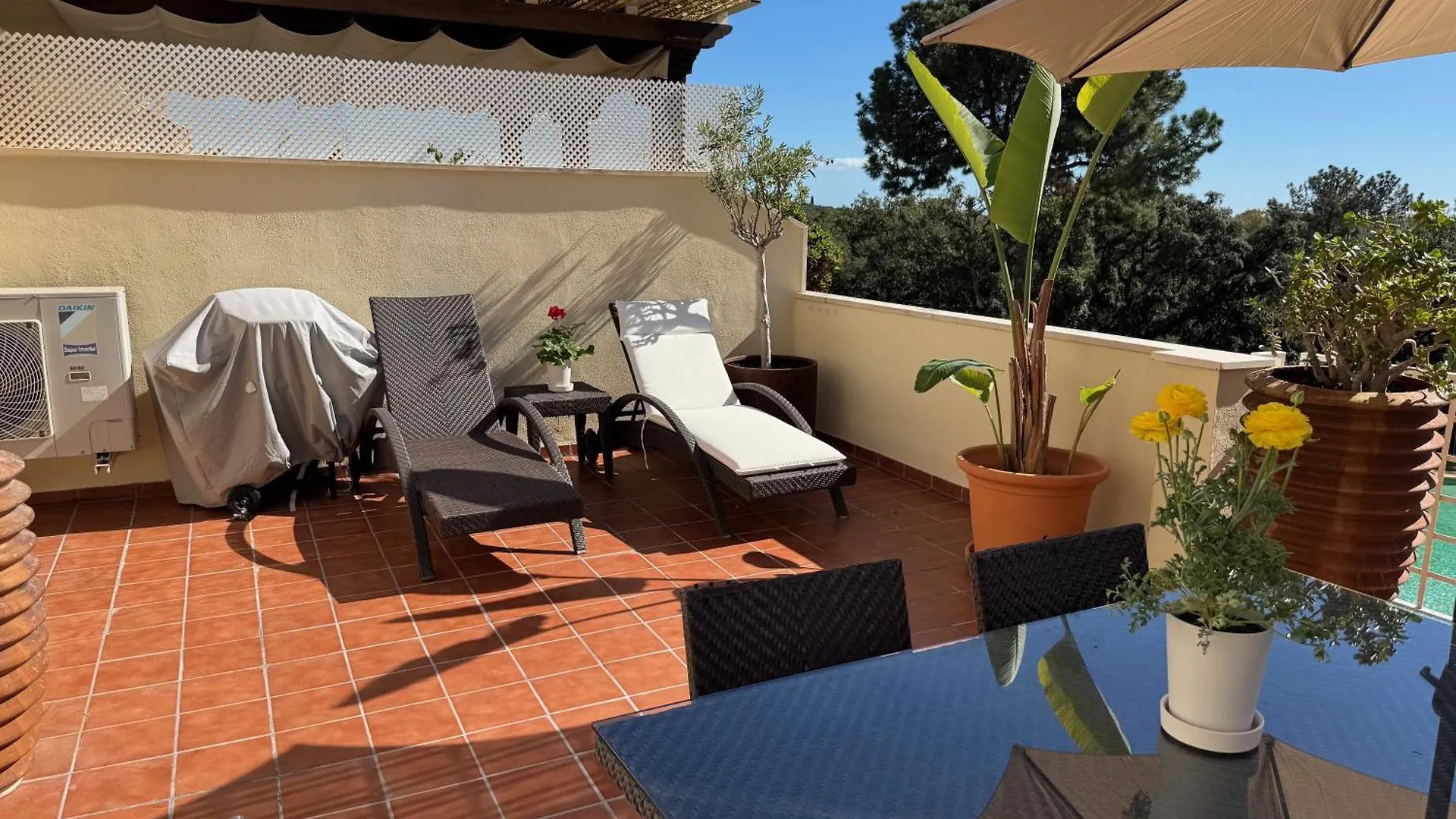 Piso-Lechuza Elviria Marbella 2 Bedroom Penthouse-Maisonette Apartment In Elviria-Marbella- Urb Los Jardines De Santa Maria Golf