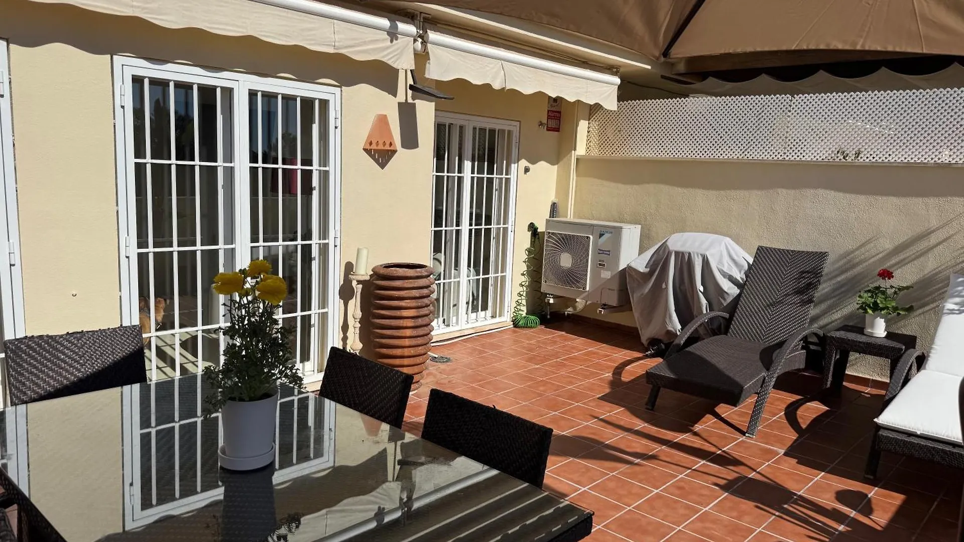 Piso-Lechuza Elviria Marbella 2 Bedroom Penthouse-Maisonette Apartment In Elviria-Marbella- Urb Los Jardines De Santa Maria Golf Spain